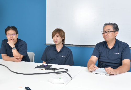 左から　今野社長、菅原氏、高橋氏